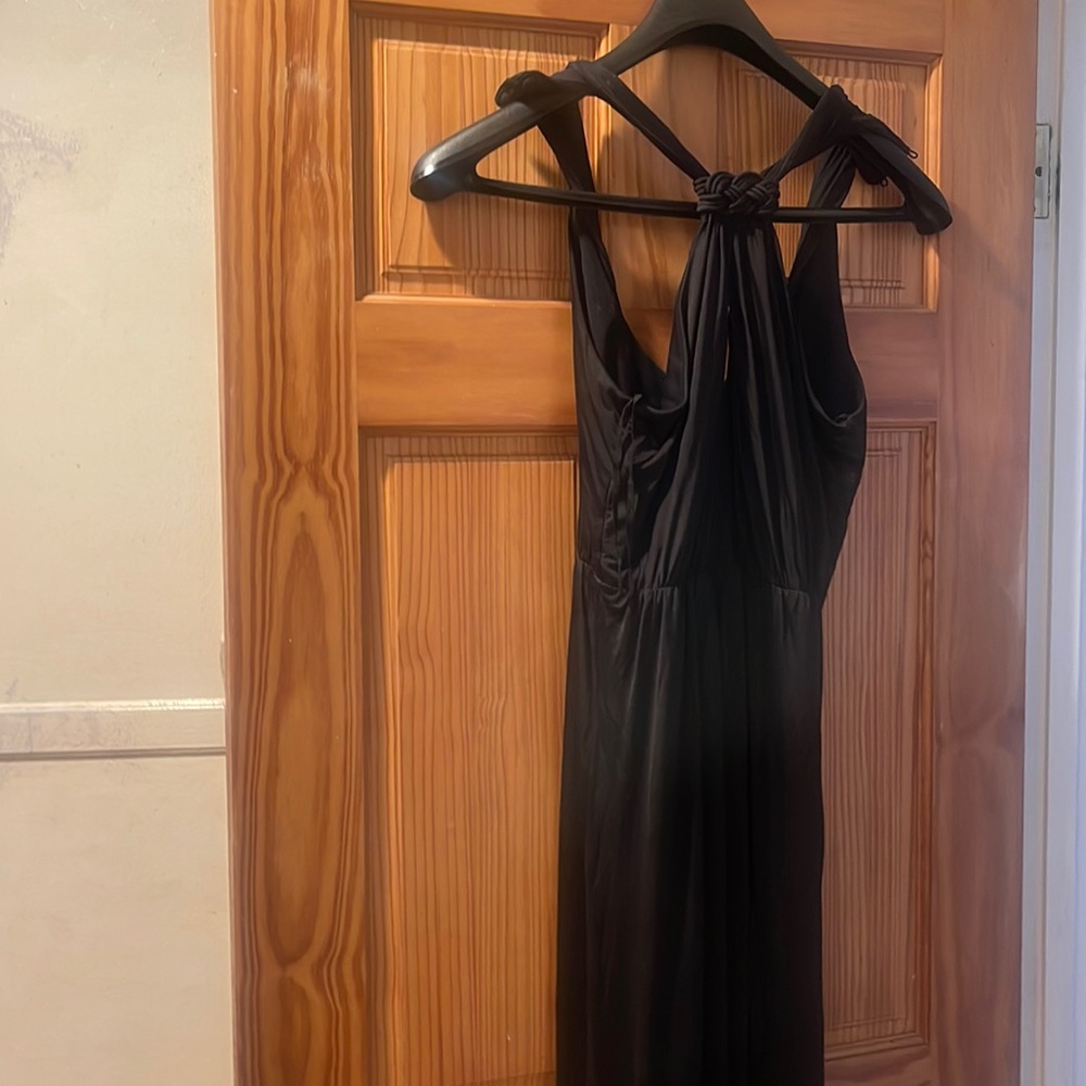 Long dress gathered at the neck beautiful not sleeveless split in the front